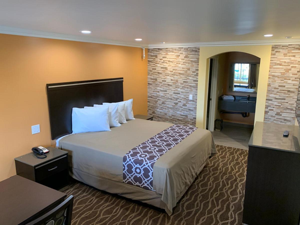 Walnut Inn & Suites West Covina Exterior foto