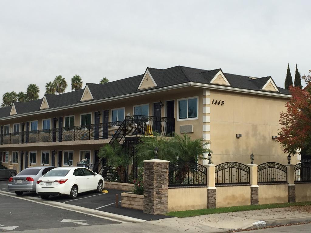 Walnut Inn & Suites West Covina Exterior foto