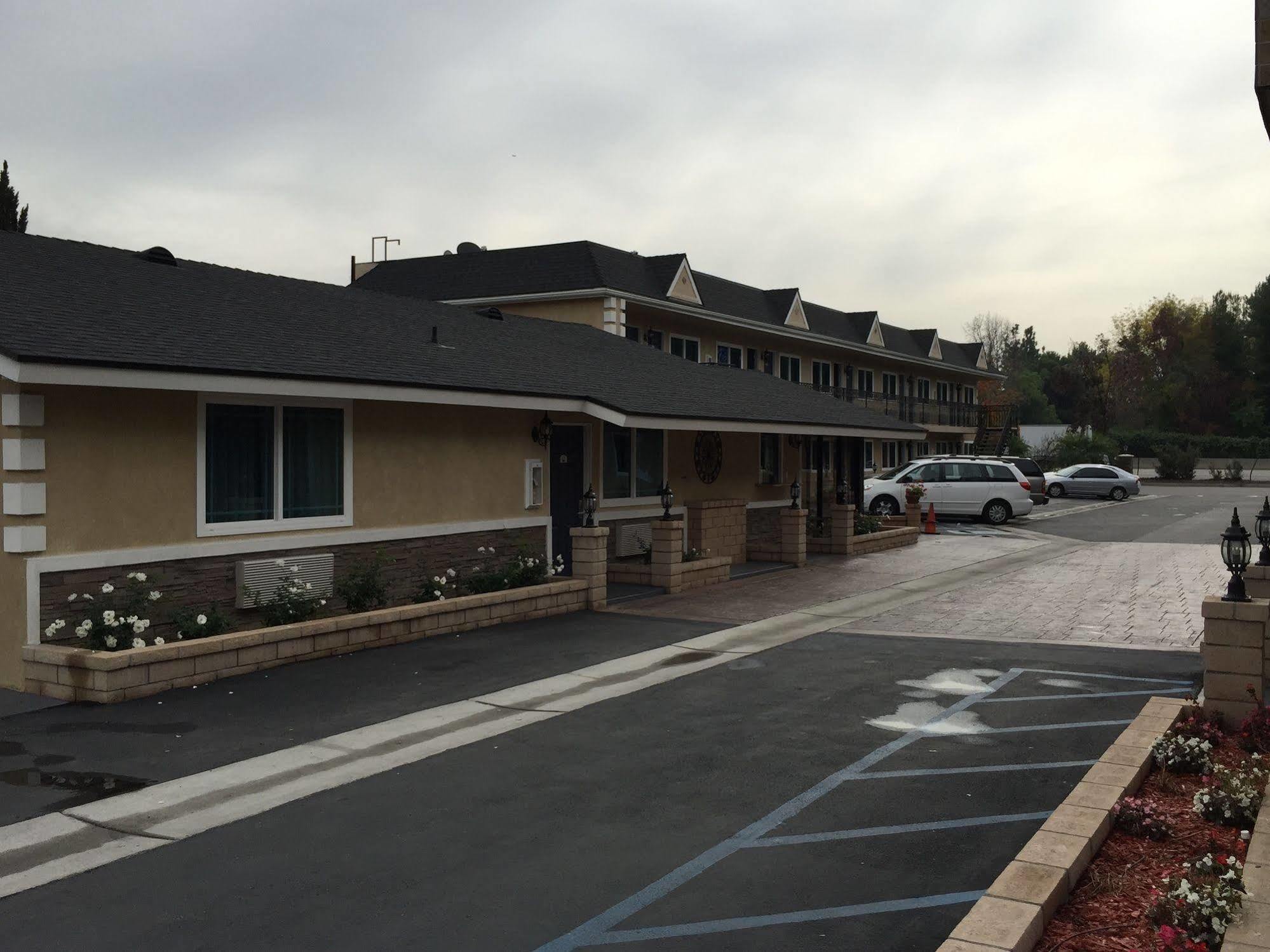 Walnut Inn & Suites West Covina Exterior foto