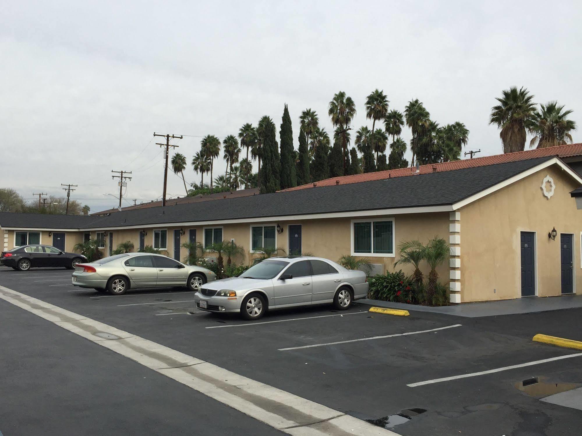 Walnut Inn & Suites West Covina Exterior foto