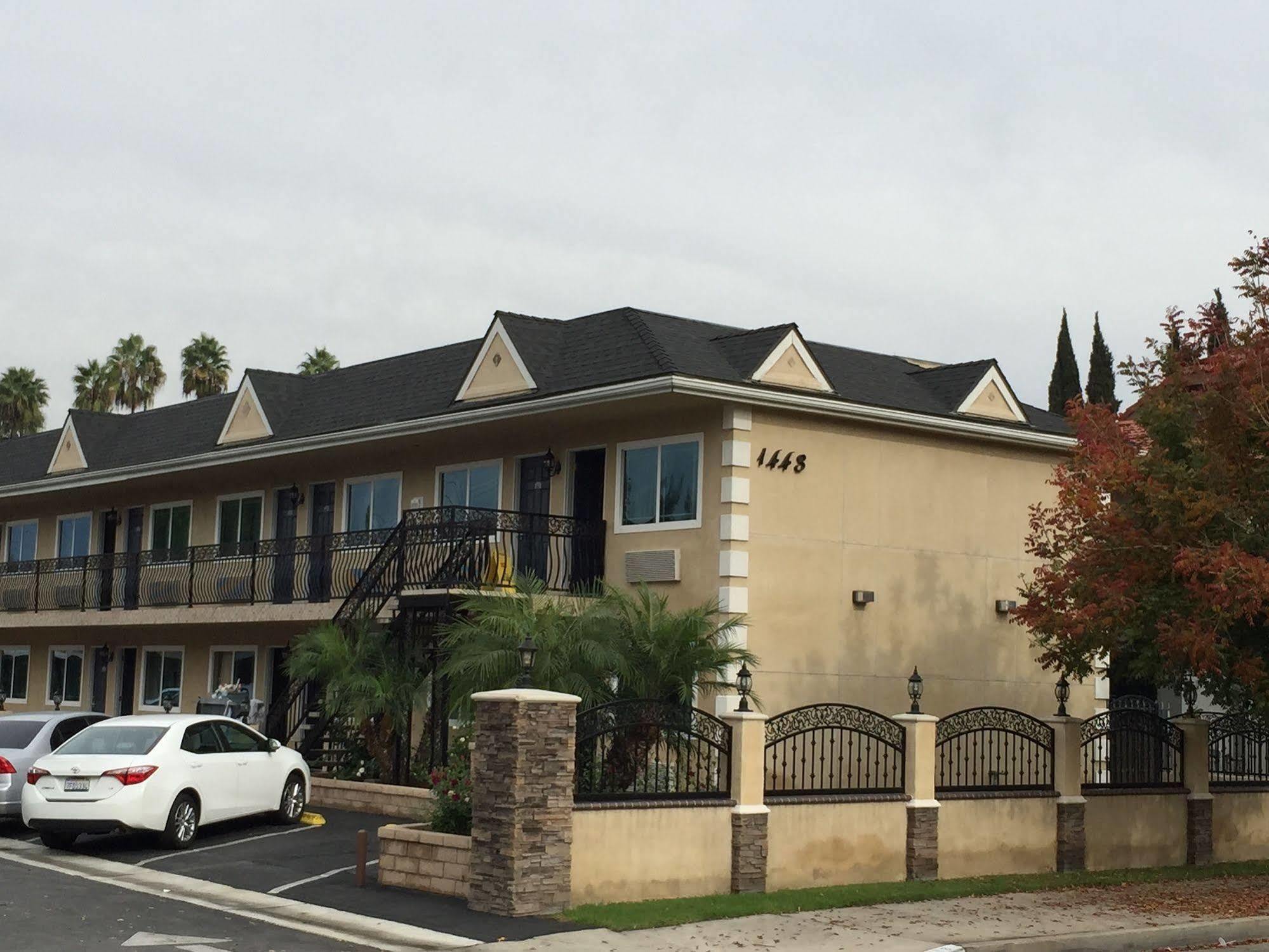 Walnut Inn & Suites West Covina Exterior foto